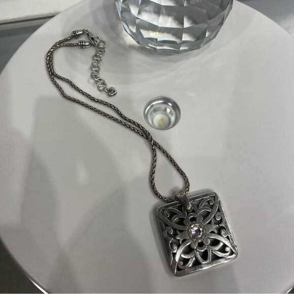 Brighton Necklace - Picture 1 of 6